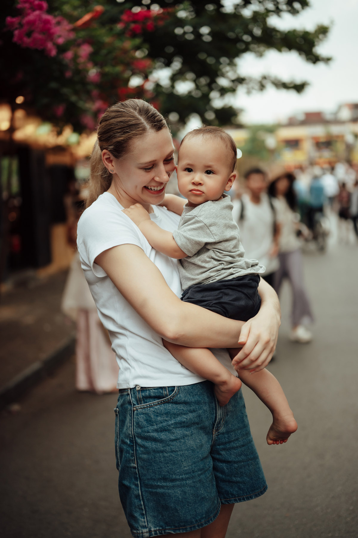 Lưu giữ tình yêu và tiếng cười tại Hoi An
