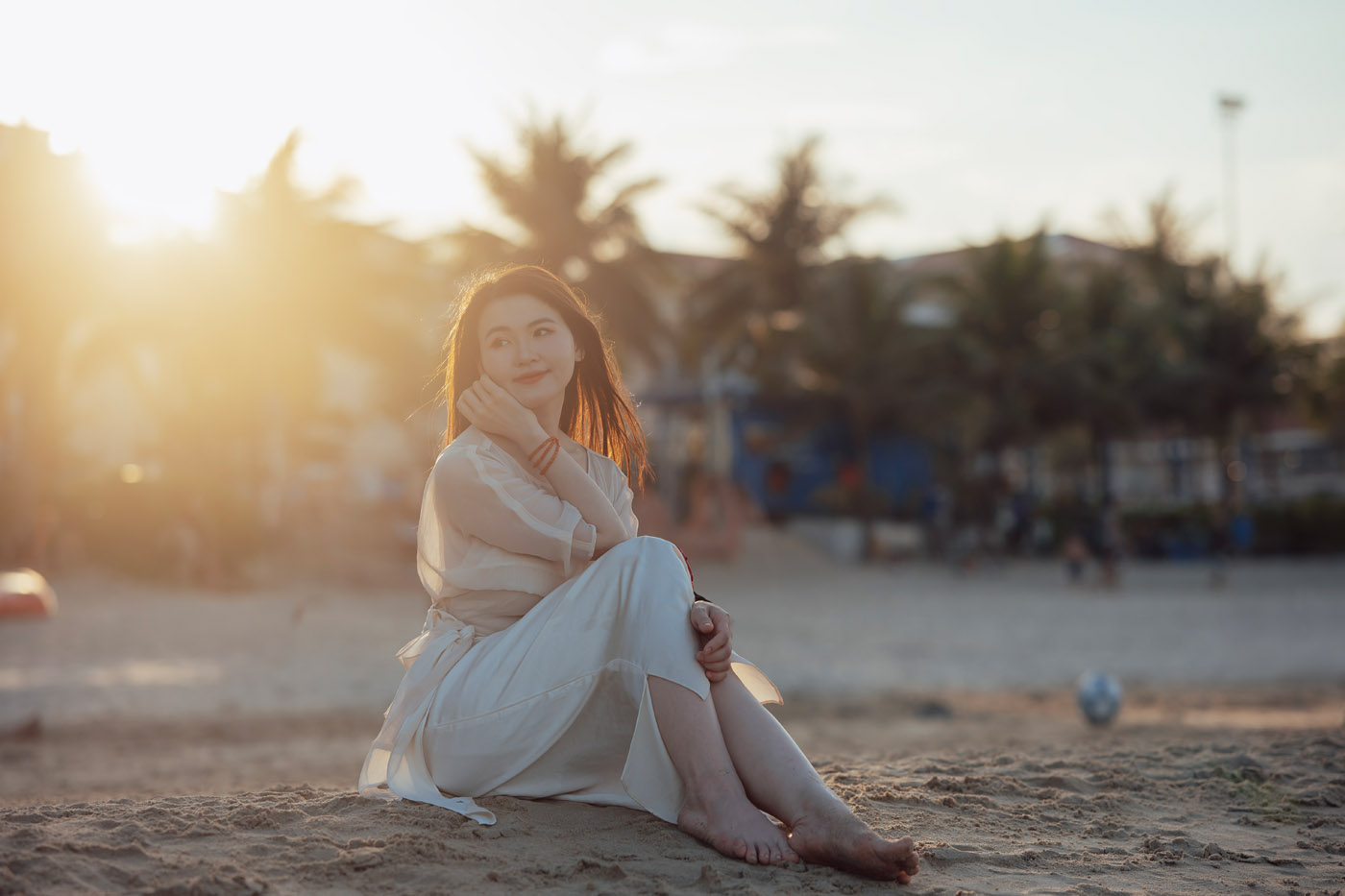 Biển Mỹ Khê _ Mẹ & công chúa nhỏ !