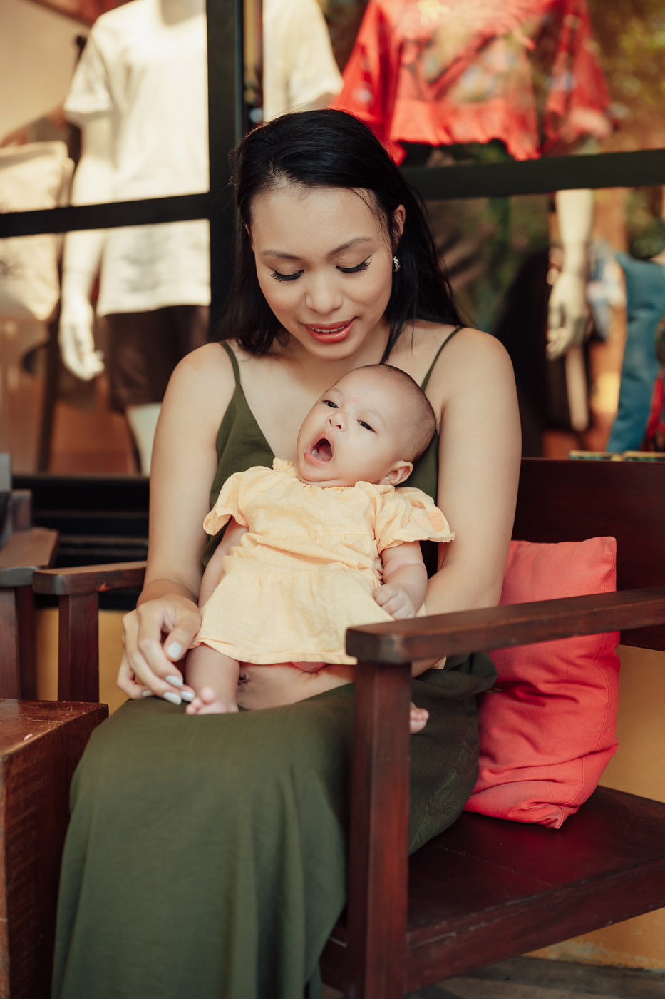 Những cô nàng tinh nghịch đáng yêu