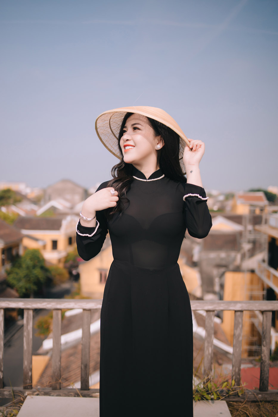 Phụ nữ Việt Nam và Áo Dài truyền thống