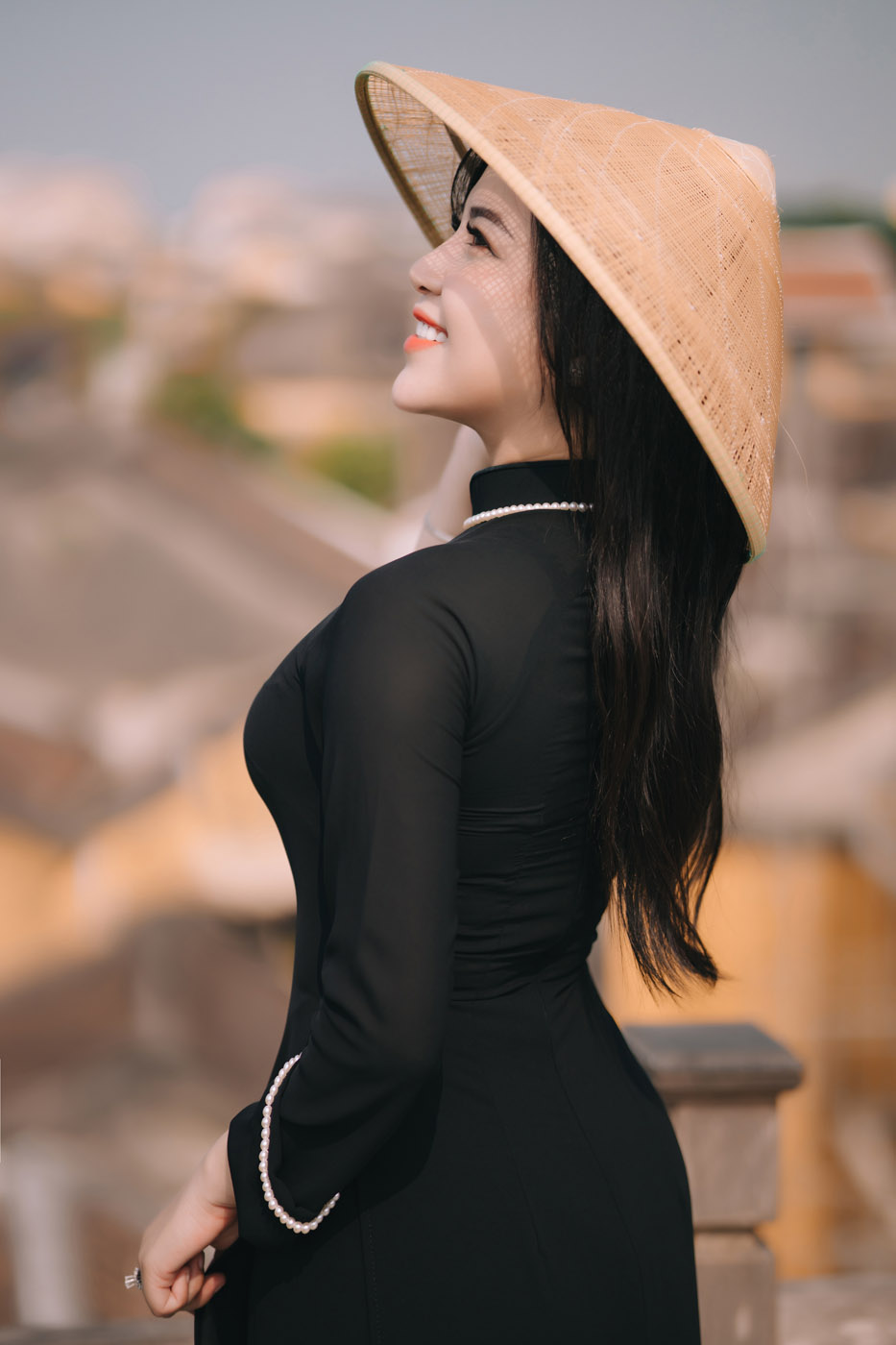 Phụ nữ Việt Nam và Áo Dài truyền thống