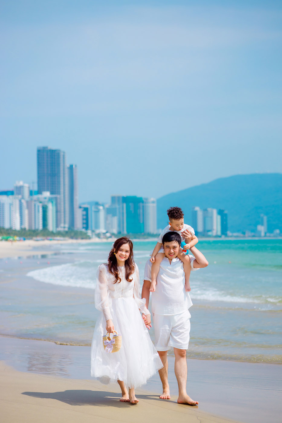 Khoảnh Khắc Bình Yên Bên Biển