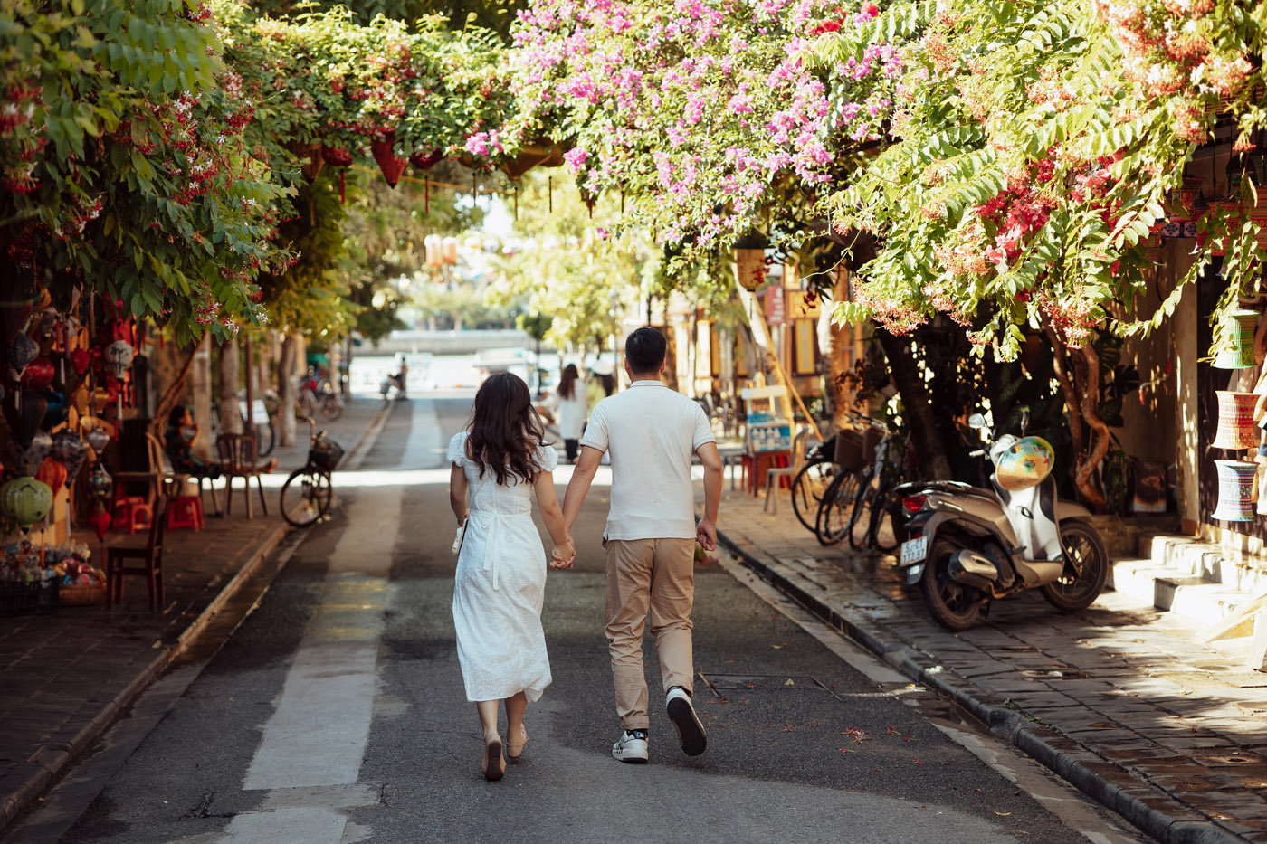 Một câu chuyện tình nhỏ giữa lòng Hội An