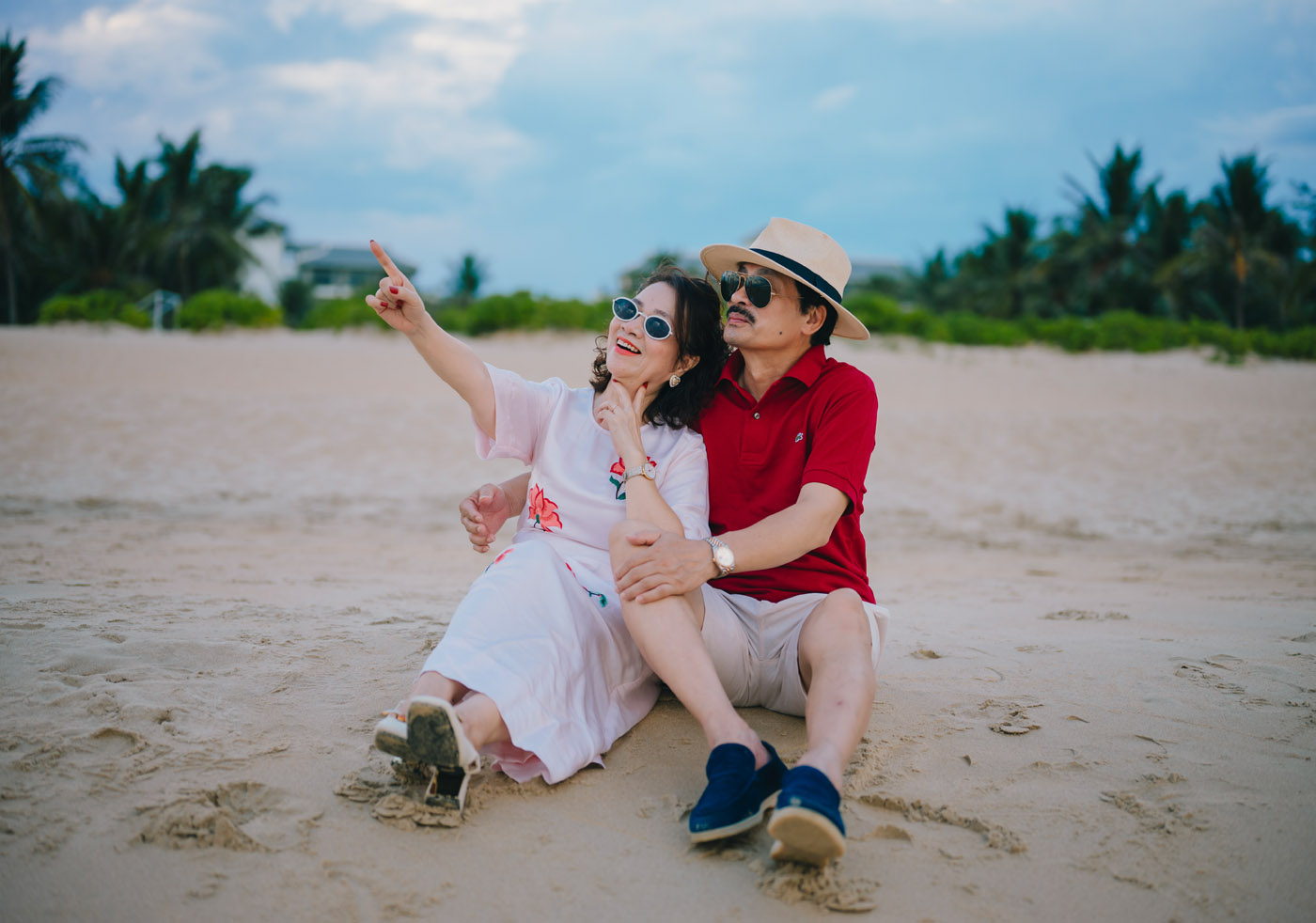 Biển vẫn xanh như ngày mình còn trẻ