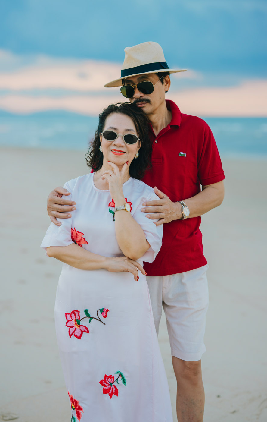 Biển vẫn xanh như ngày mình còn trẻ