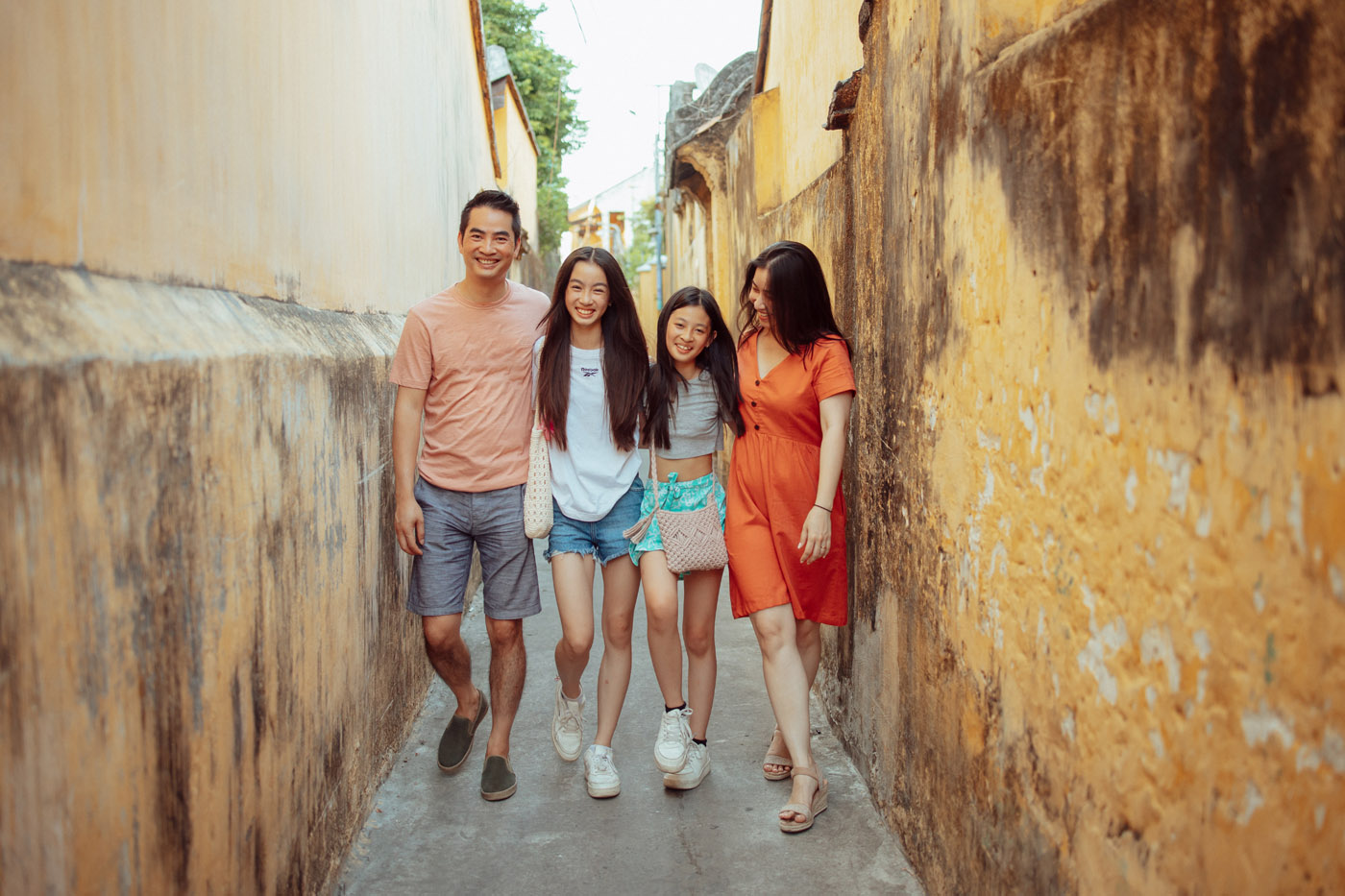 Cùng nhau đi qua những mùa yêu thương