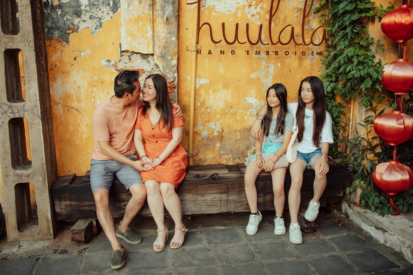 Cùng nhau đi qua những mùa yêu thương