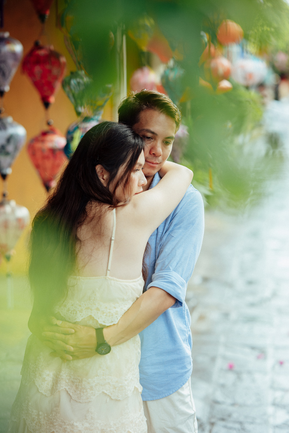 Ở cạnh em ,ngày thường cũng trở thành đặc biệt !