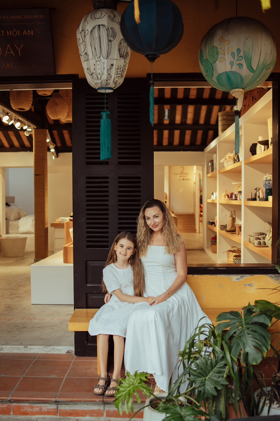 A little family afternoon in Hoi An. 🤍